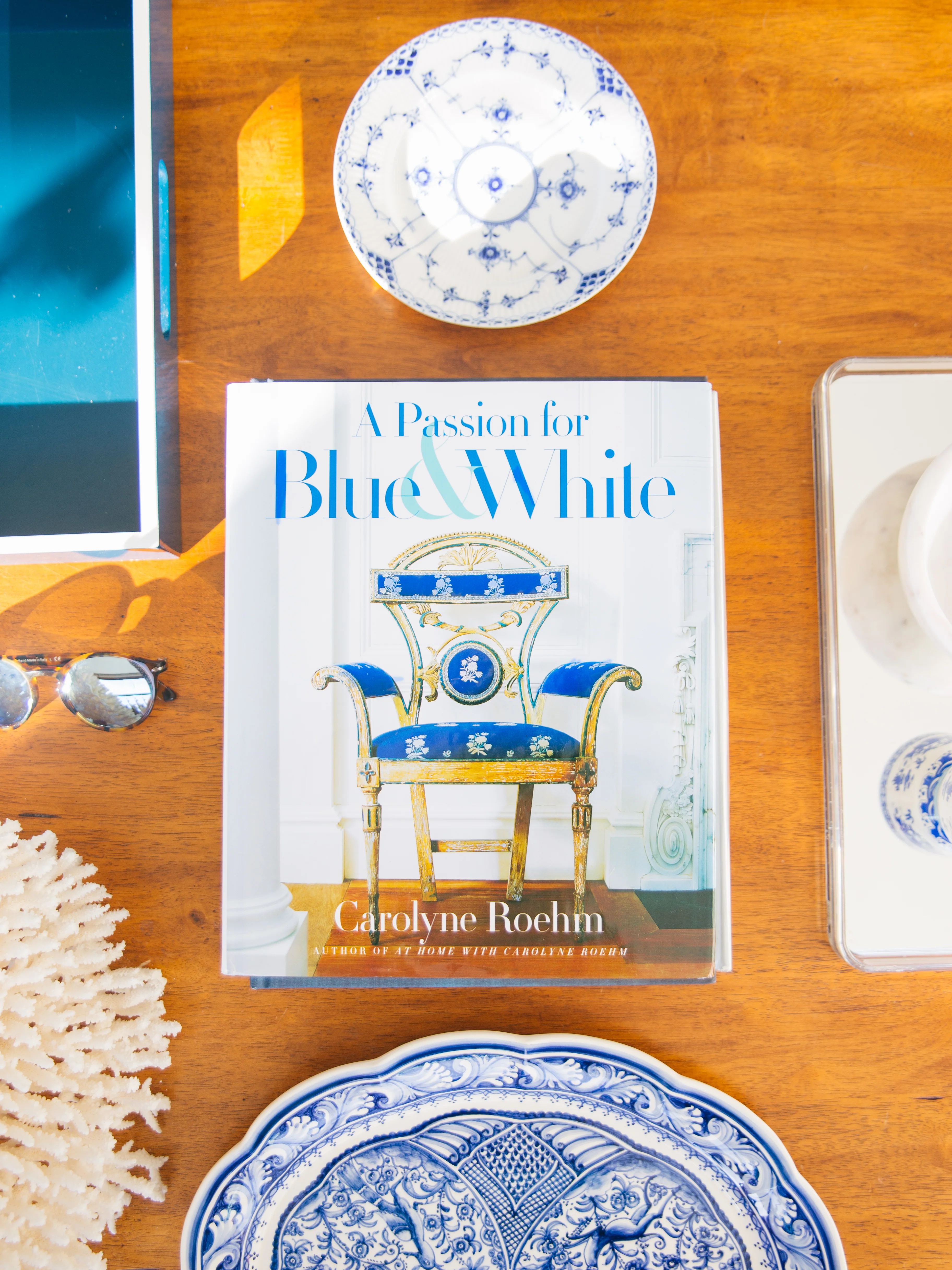A Passion For Blue And White - Image 4