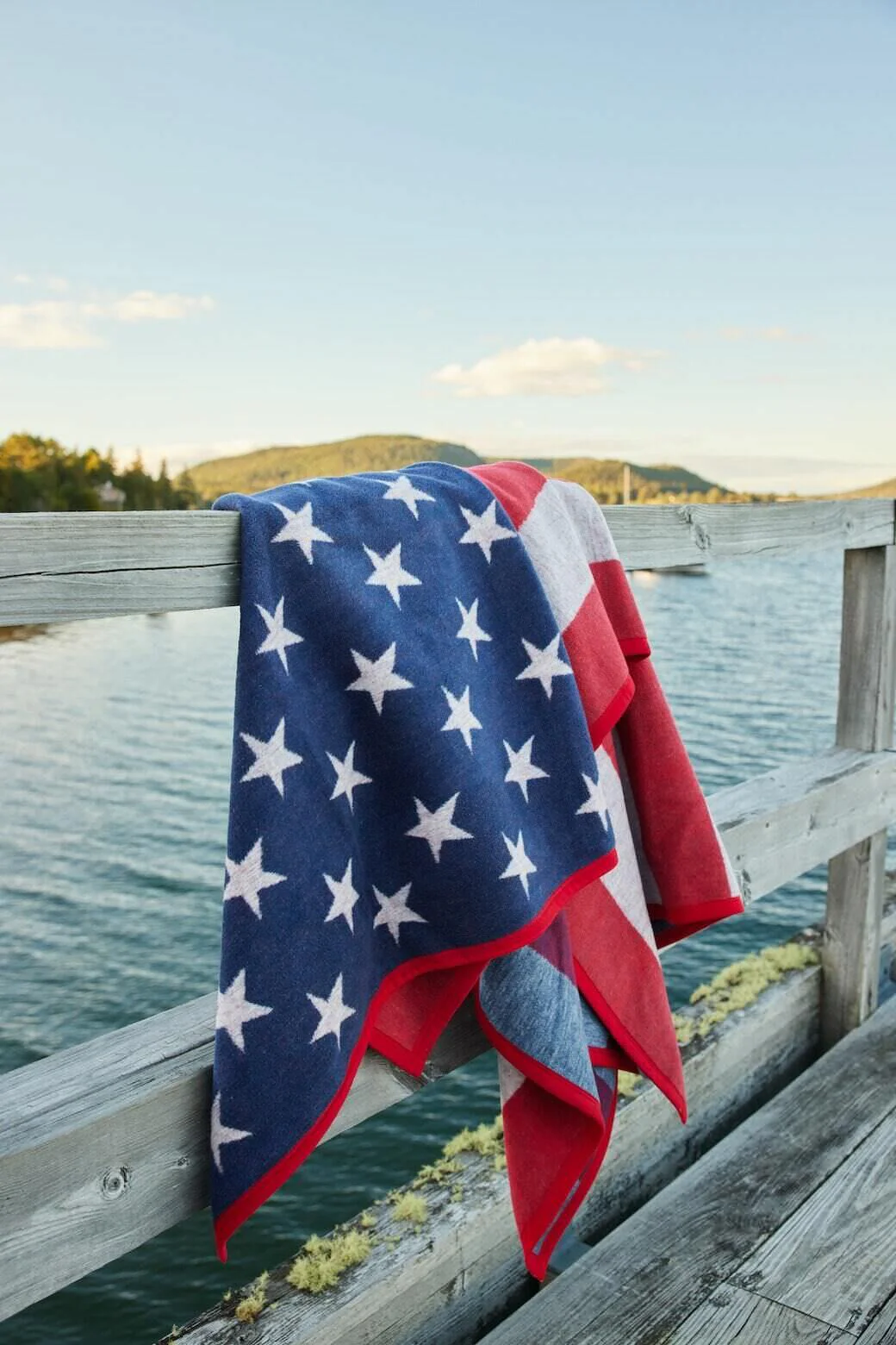 American Flag Blanket - Image 2