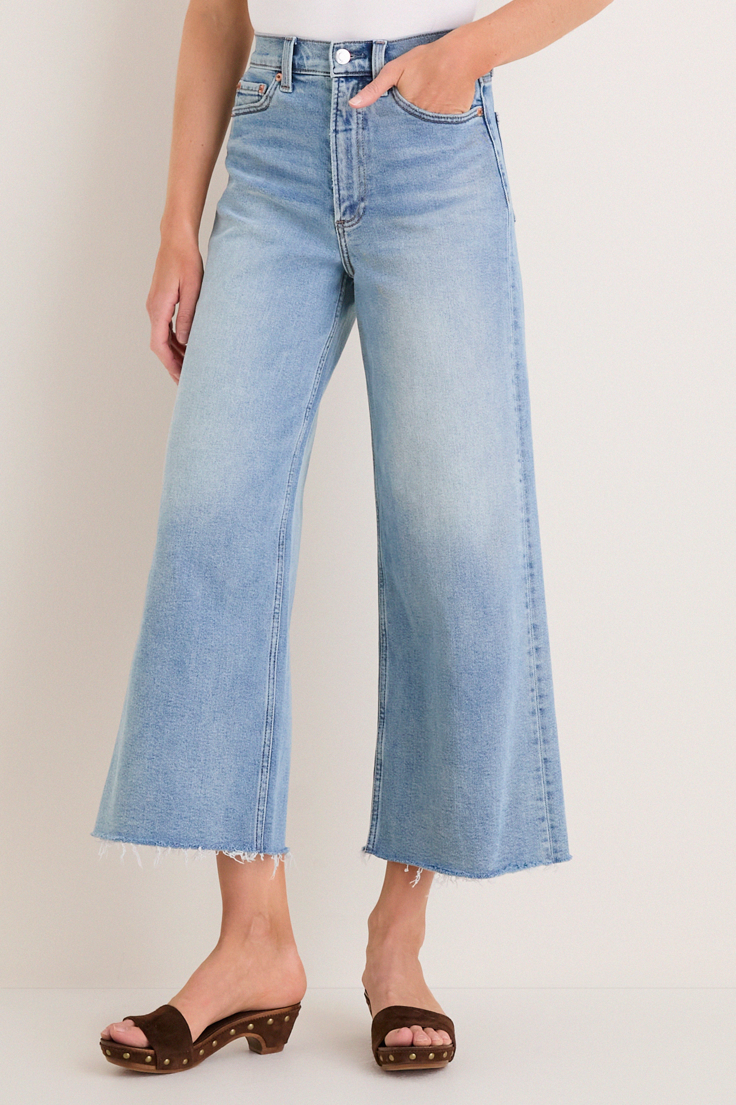 Bistro High Rise Ultra Wide Leg Lana Crop