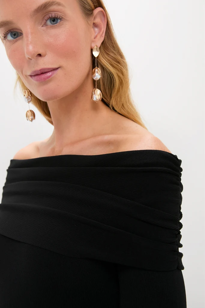 Black  Off-the-Shoulder Ursula Maxi Dress - Image 5