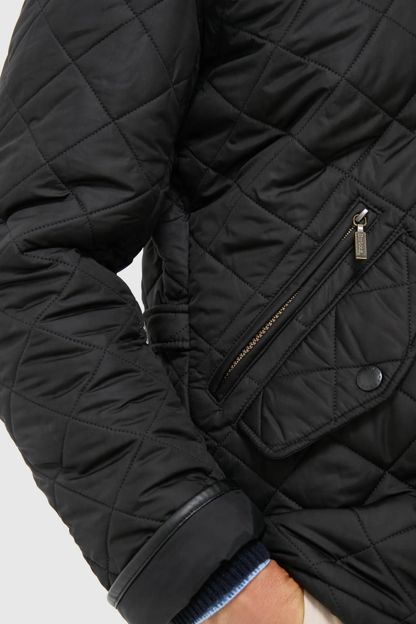 Black Powell Quilt - Image 5