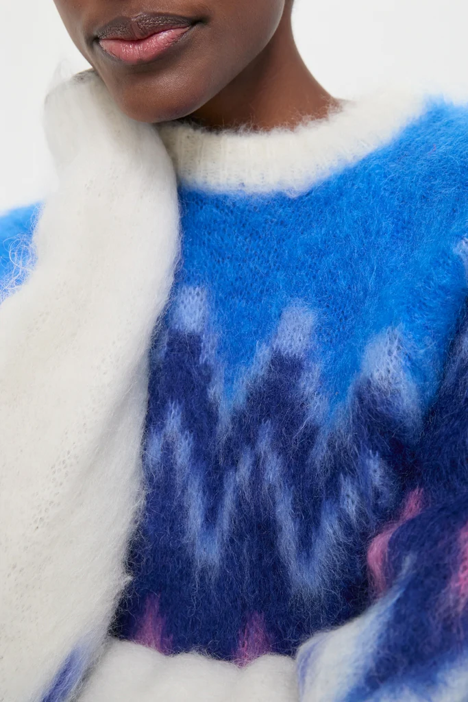 Blue Ambre Sweater - Image 5