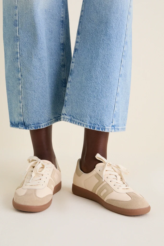 Butter Beige Cloud D26 Sneakers - Image 2