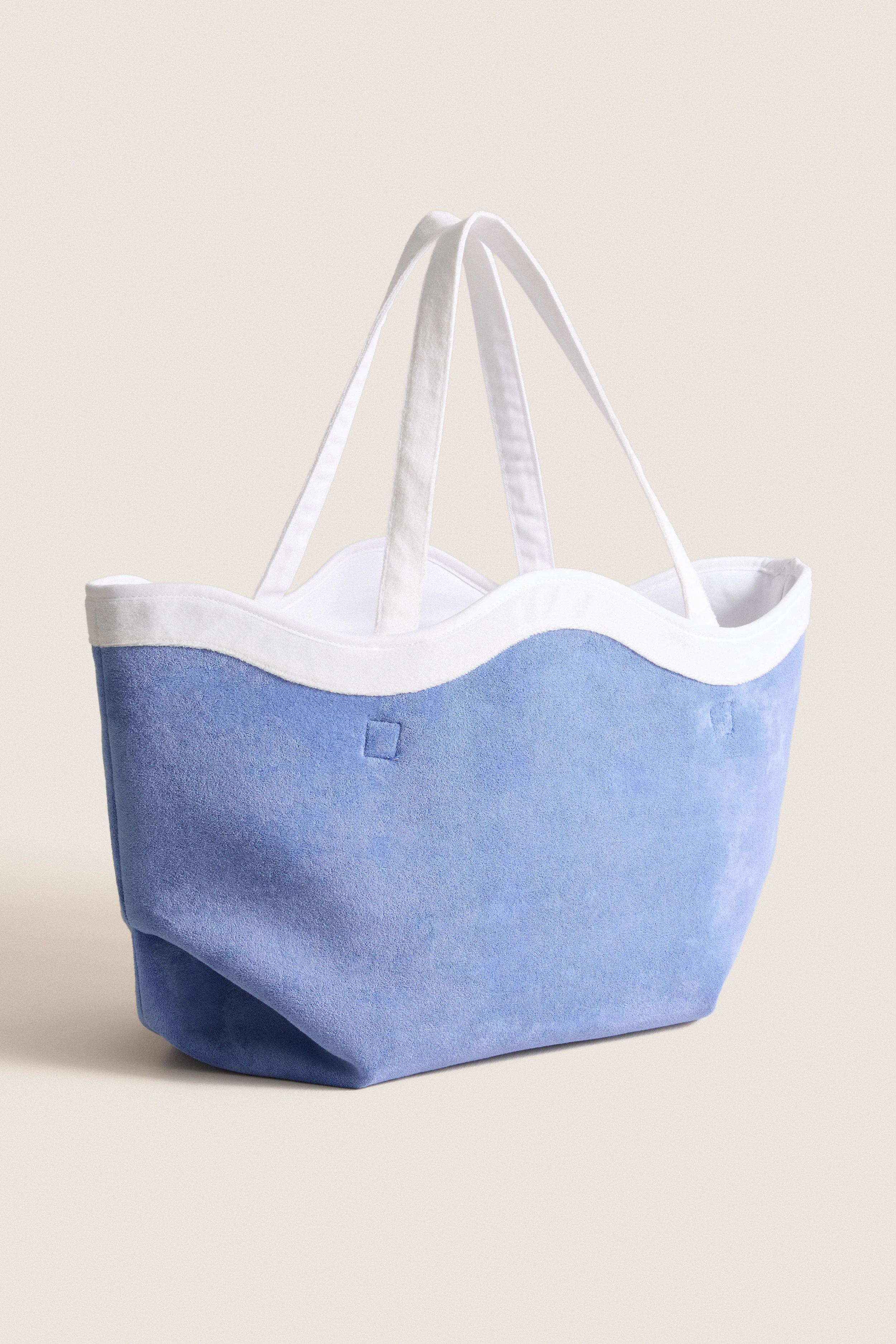 Cornflower and White Terrycloth August Tote - Image 5