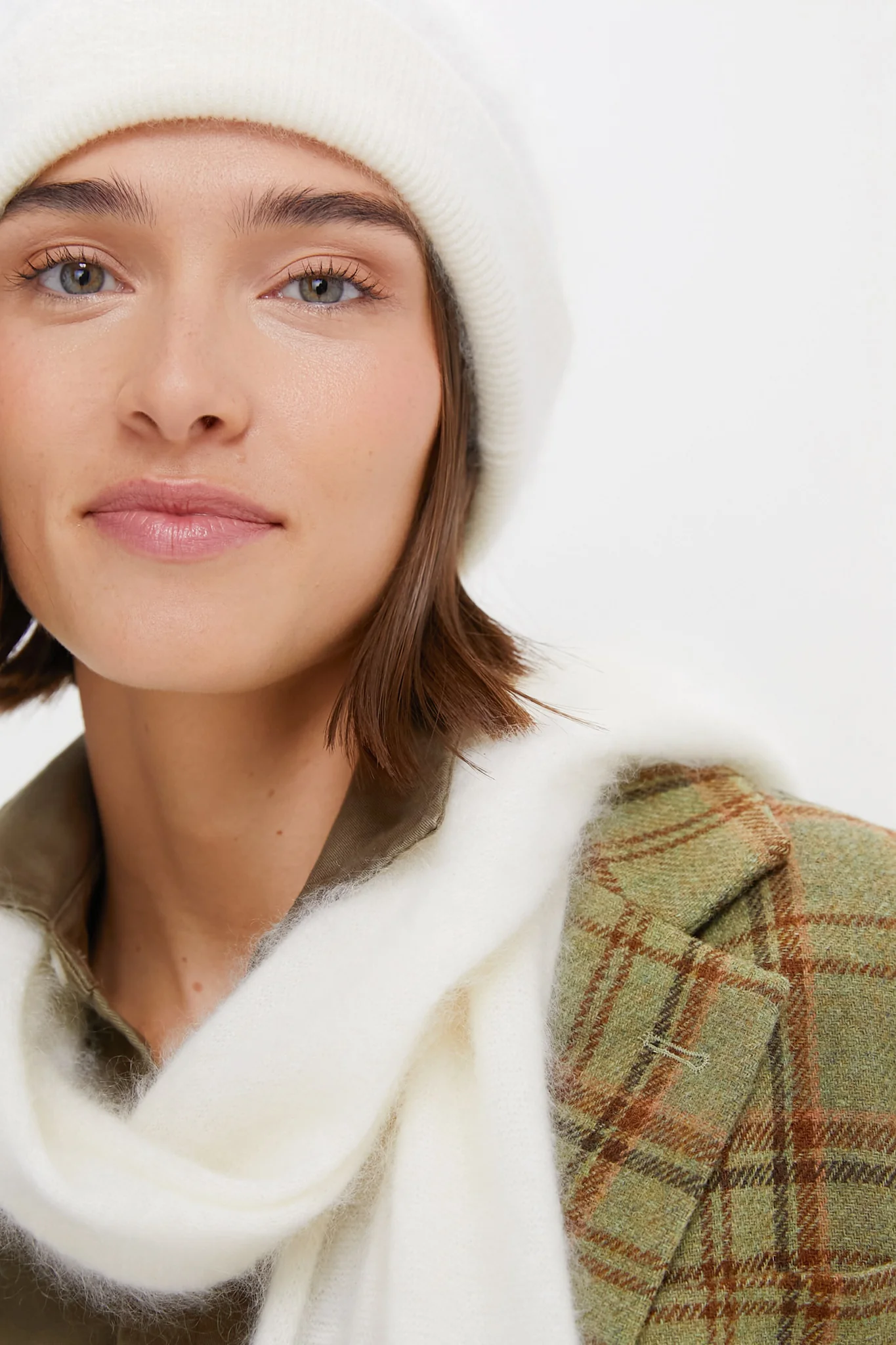 Cream Cashmere Hat and Scarf Set - Image 4