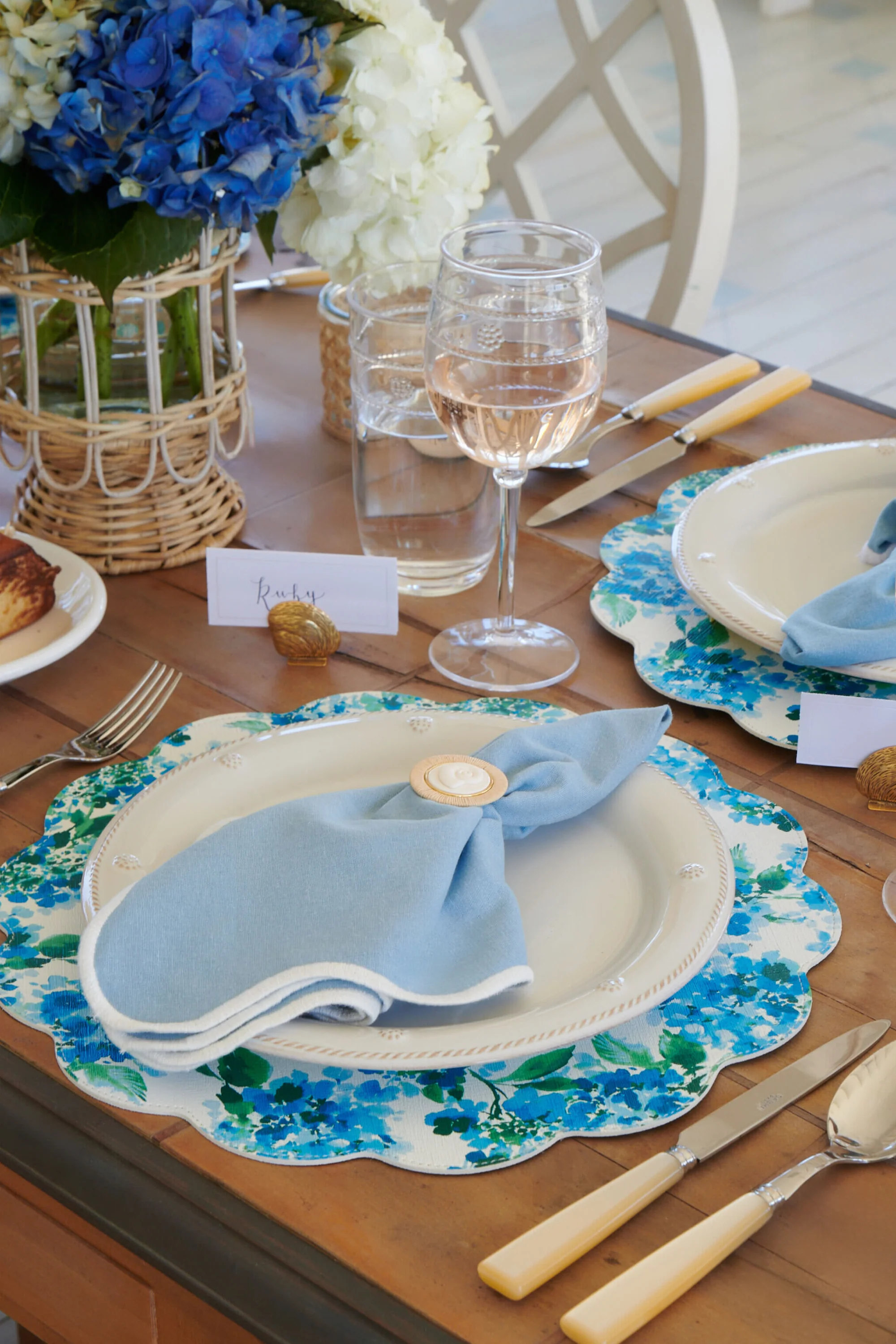 Dusty Blue and White Embroidered Scalloped Napkins Set of 4 - Image 4