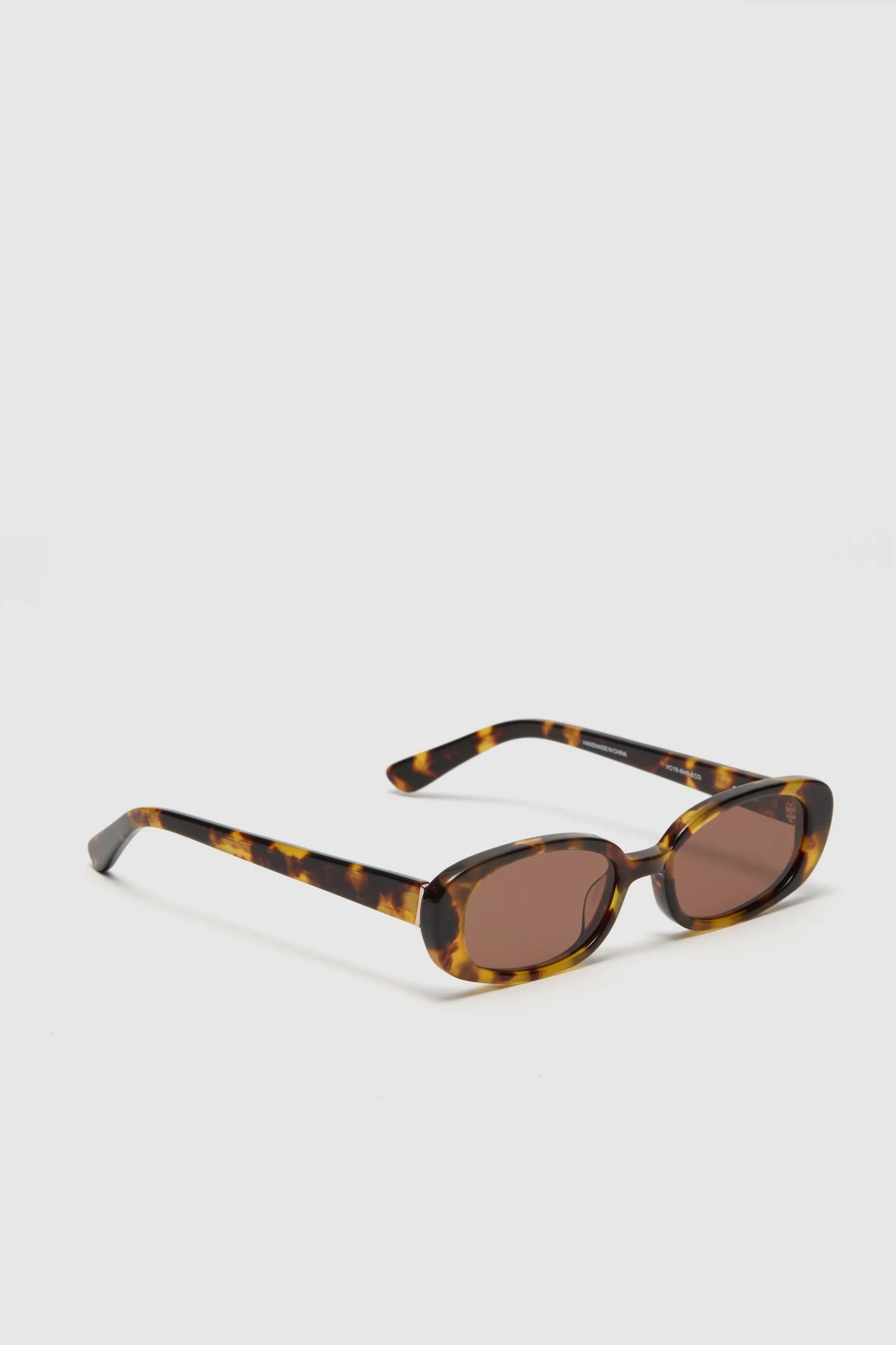 Eco Tort Velvetine Sunglasses - Image 4