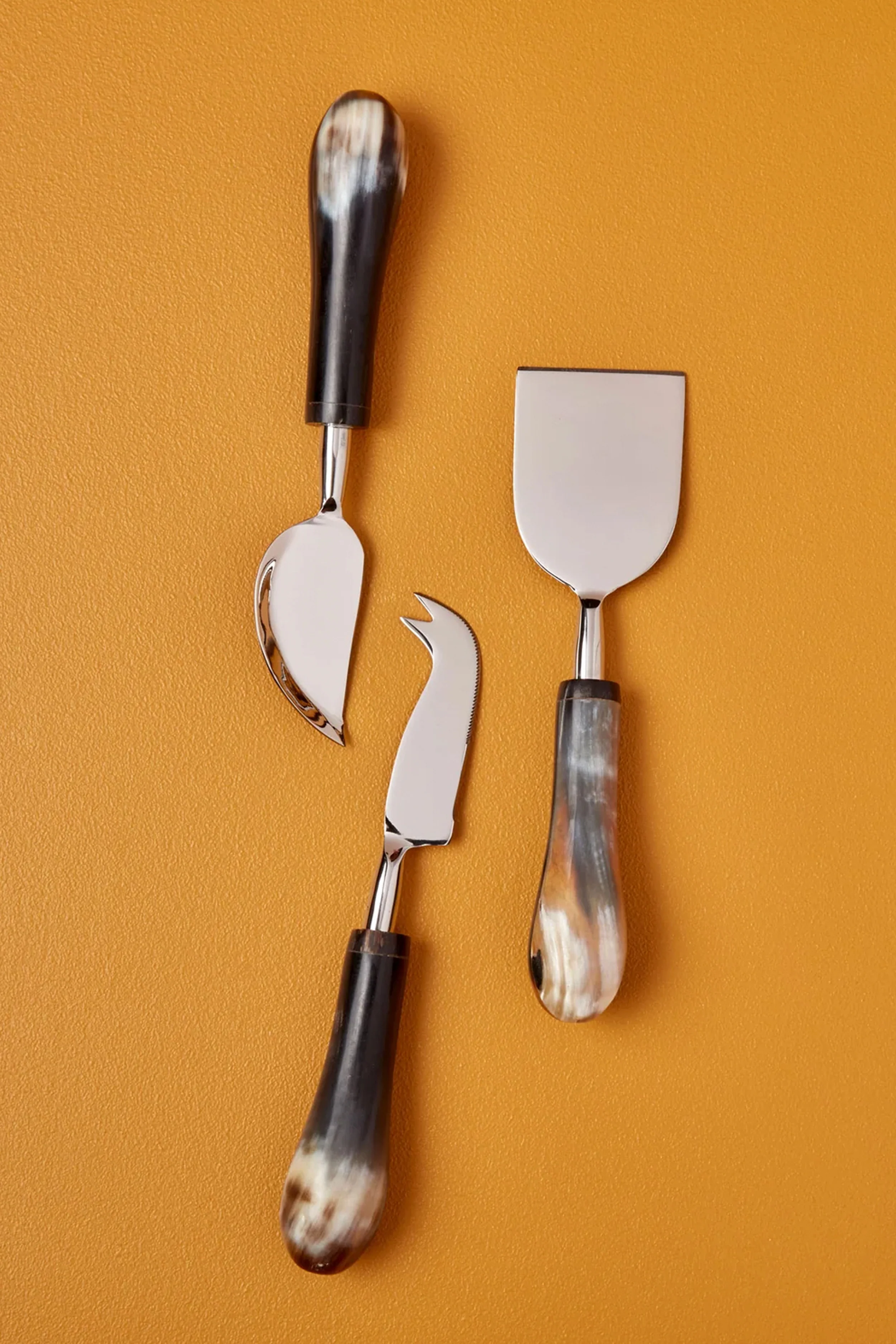 Horn & Stainless Cheese Set - Image 2