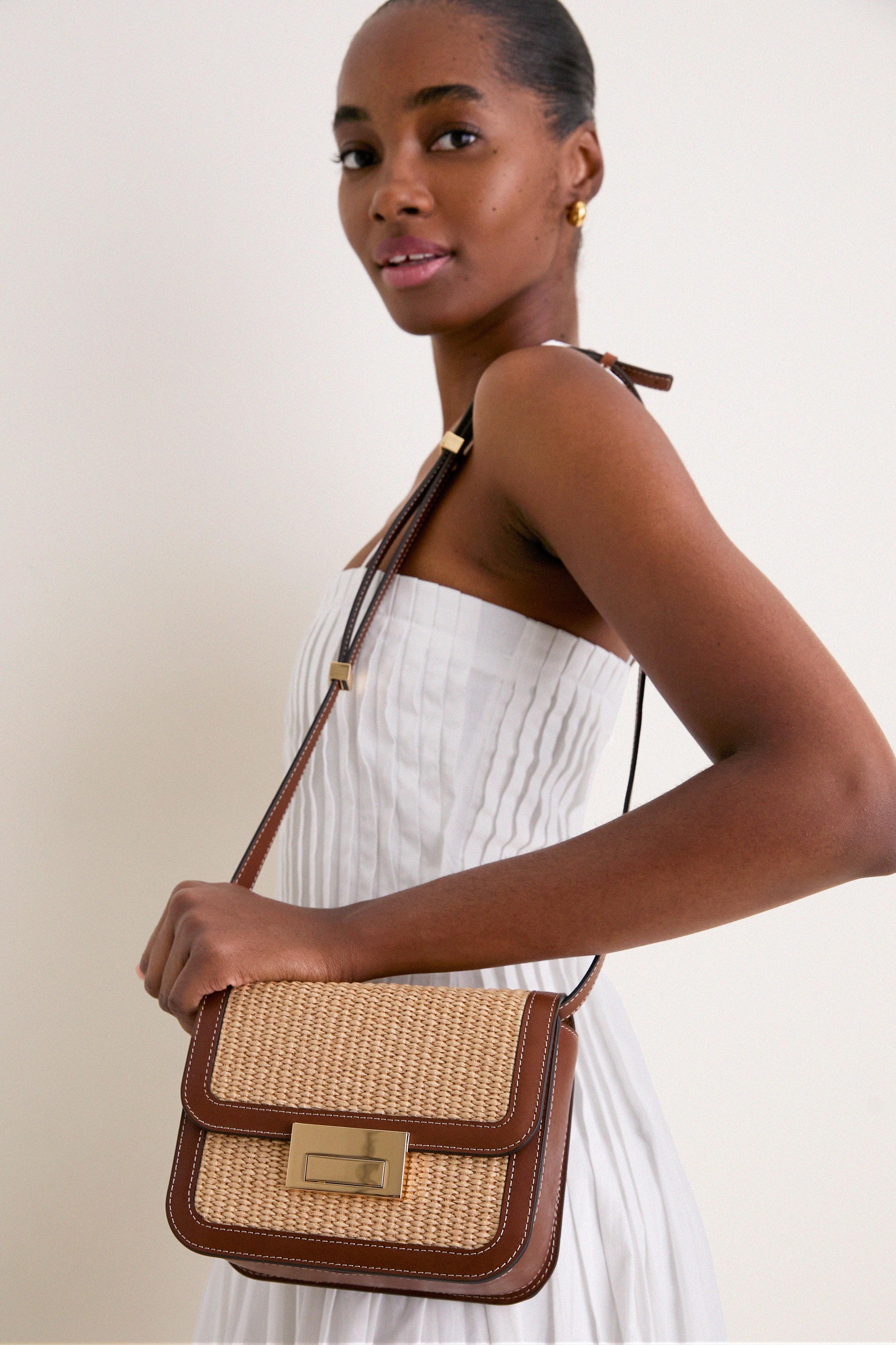 Natural Straw Desi Crossbody Bag - Image 2