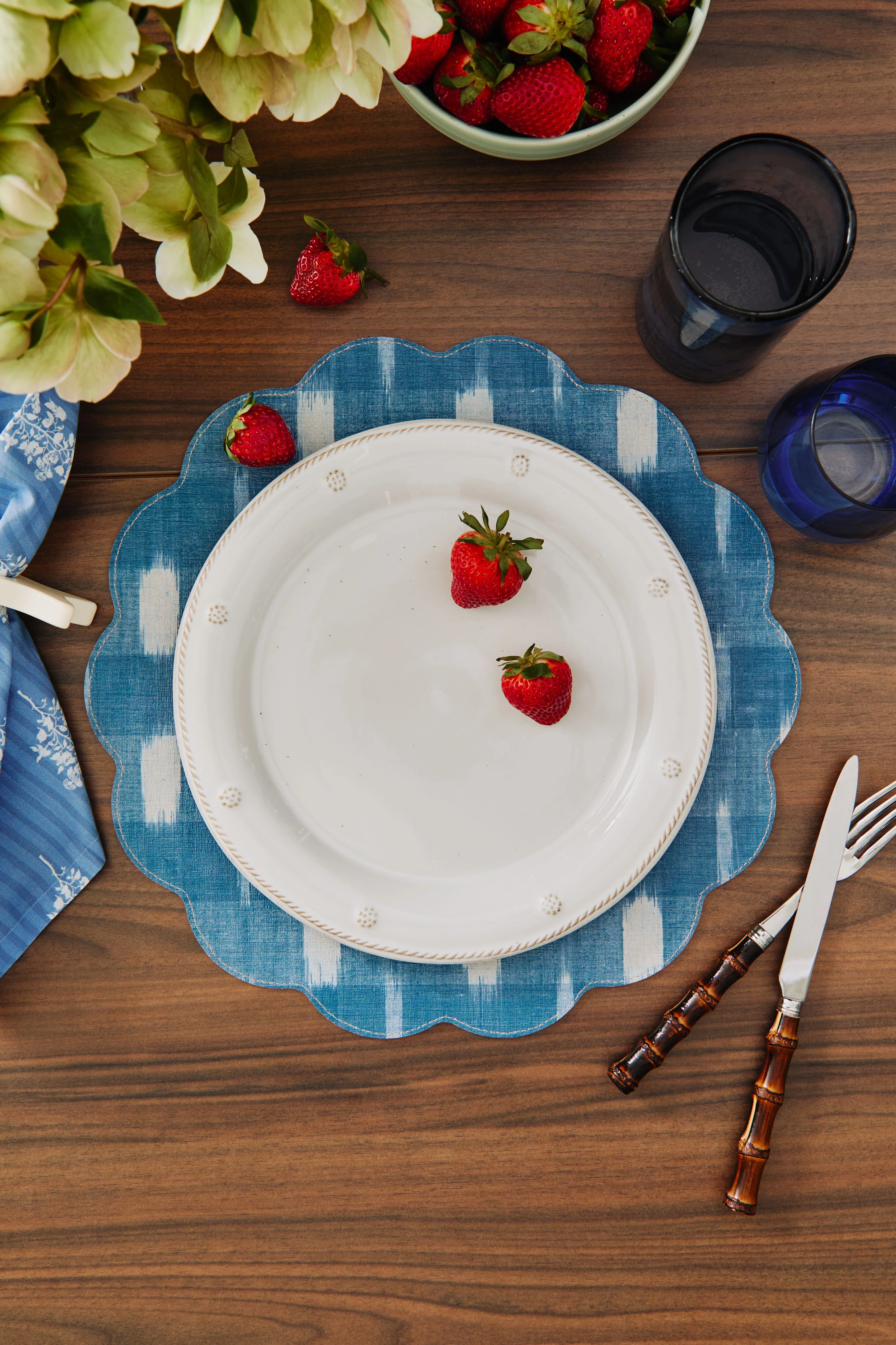 Panda Dark Bamboo 5 Piece Place Setting - Image 4