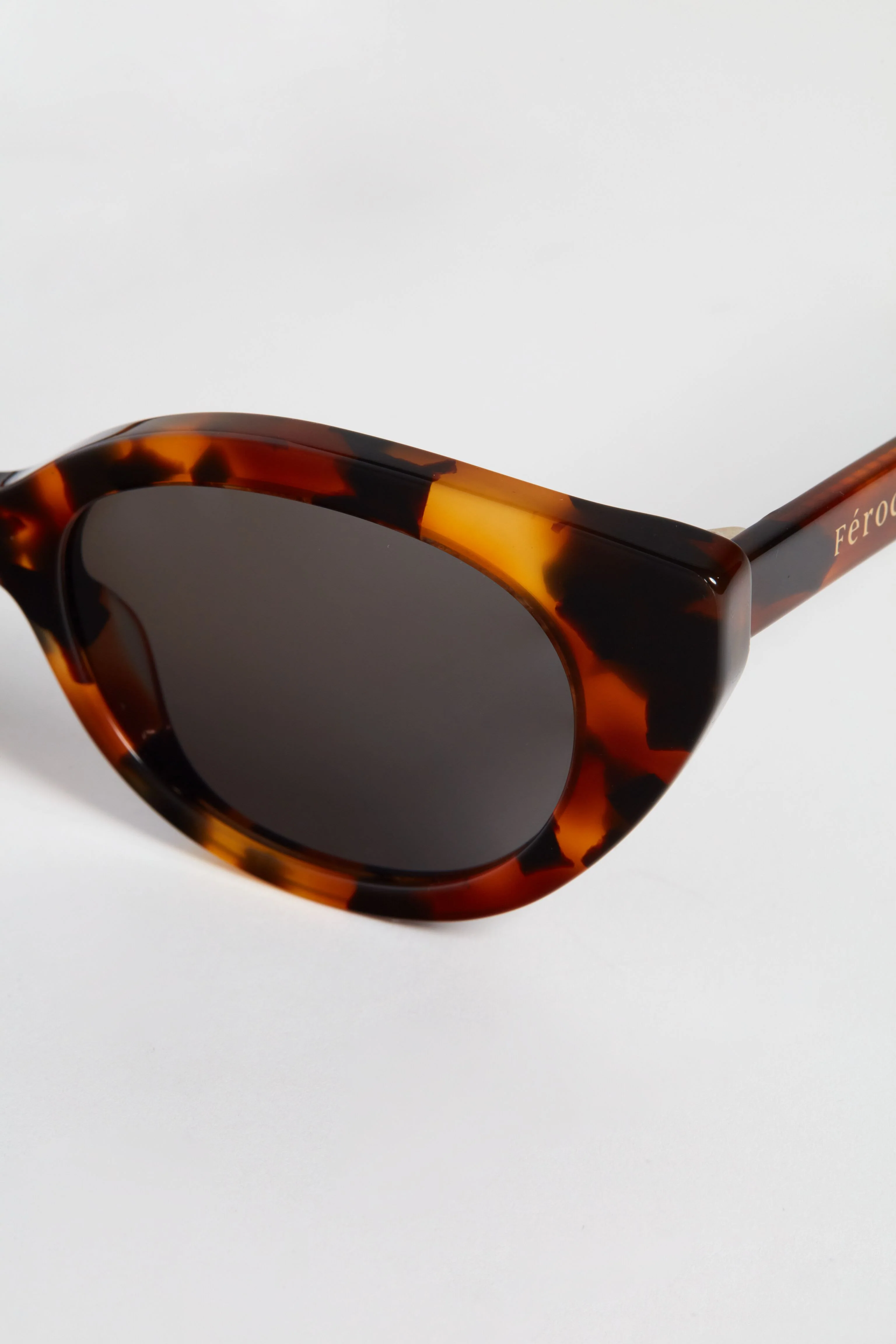 Panthera Vicky Sunglasses - Image 6