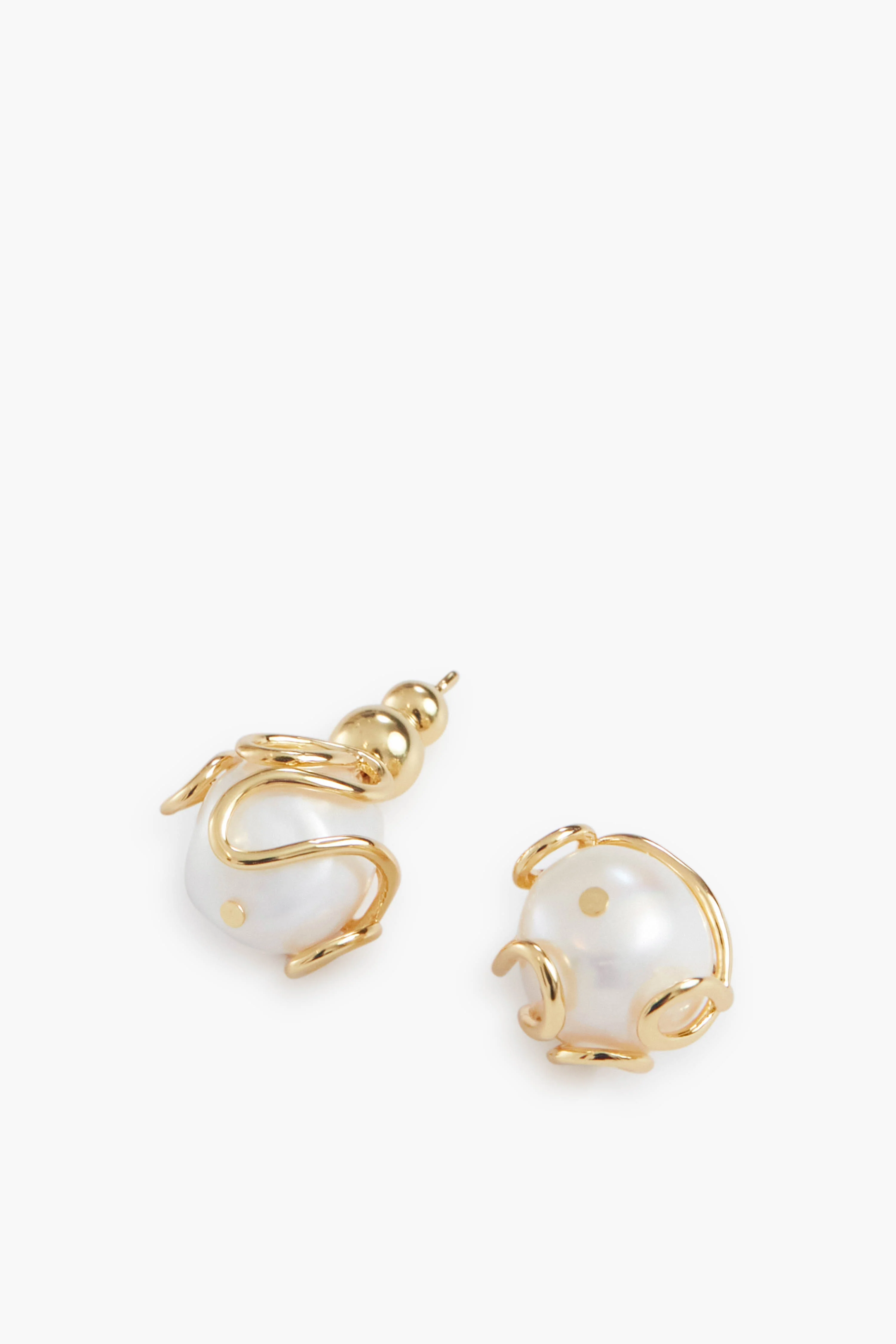 Pearl Sela Earrings