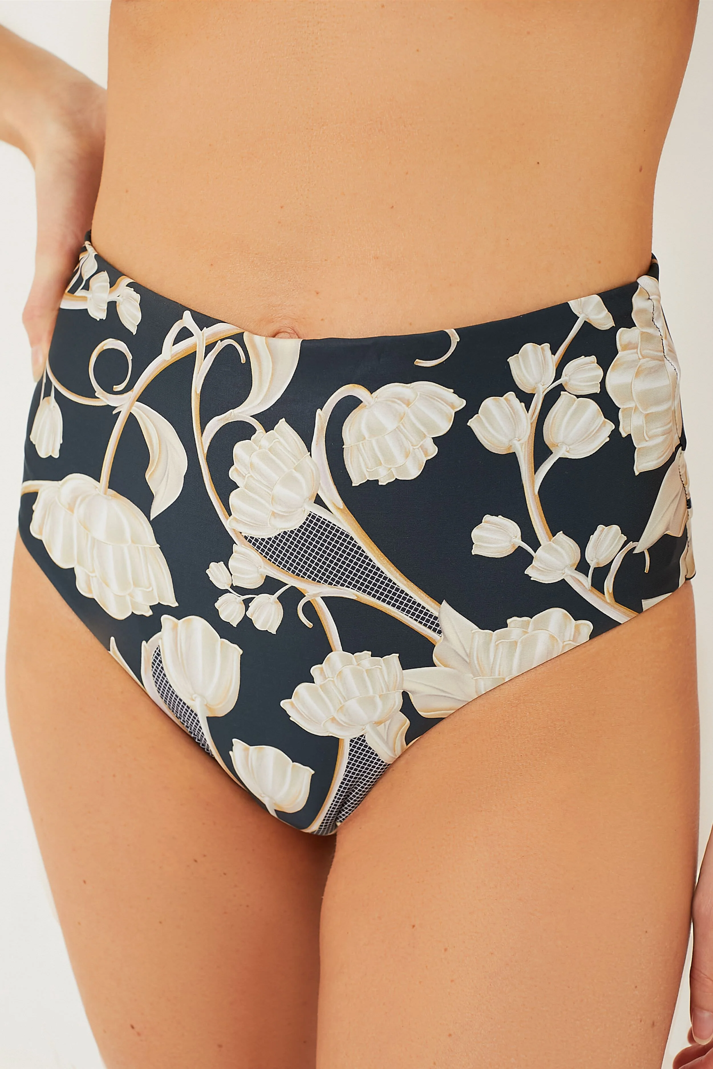 Perla Magenta Bikini Bottom - Image 6