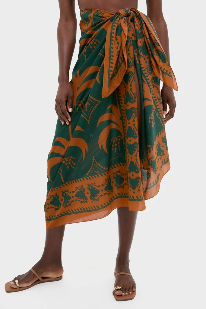 Rust and Dark Green Dance of Pareo
