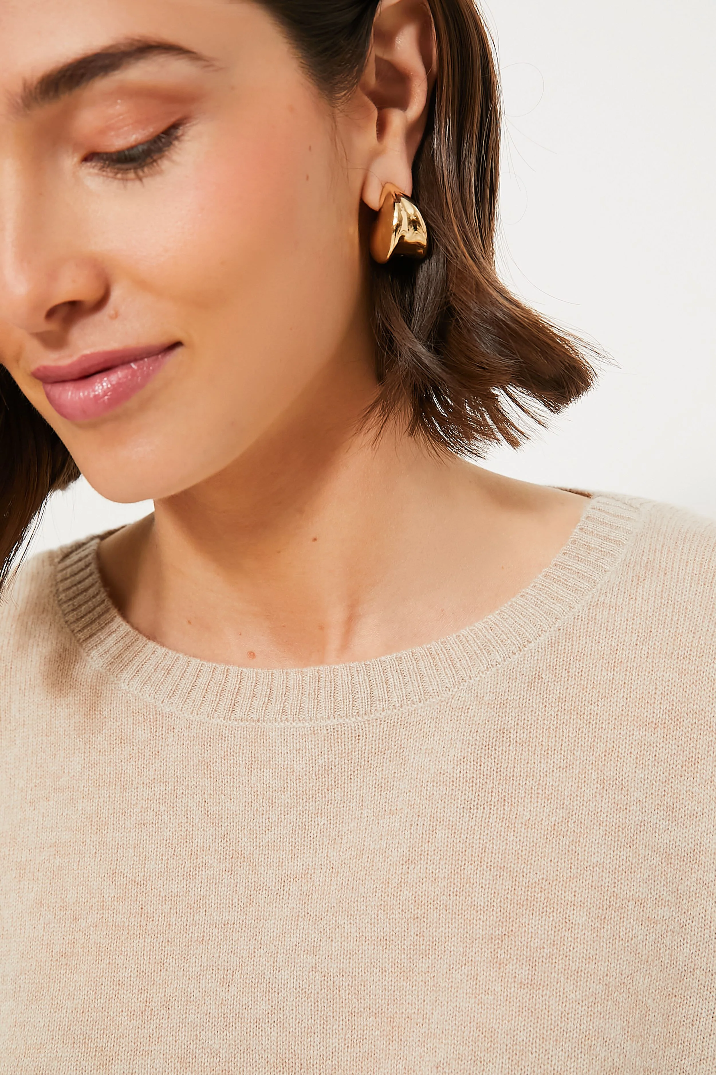 Sandstone Short Sleeve Cashmere Crewneck - Image 5