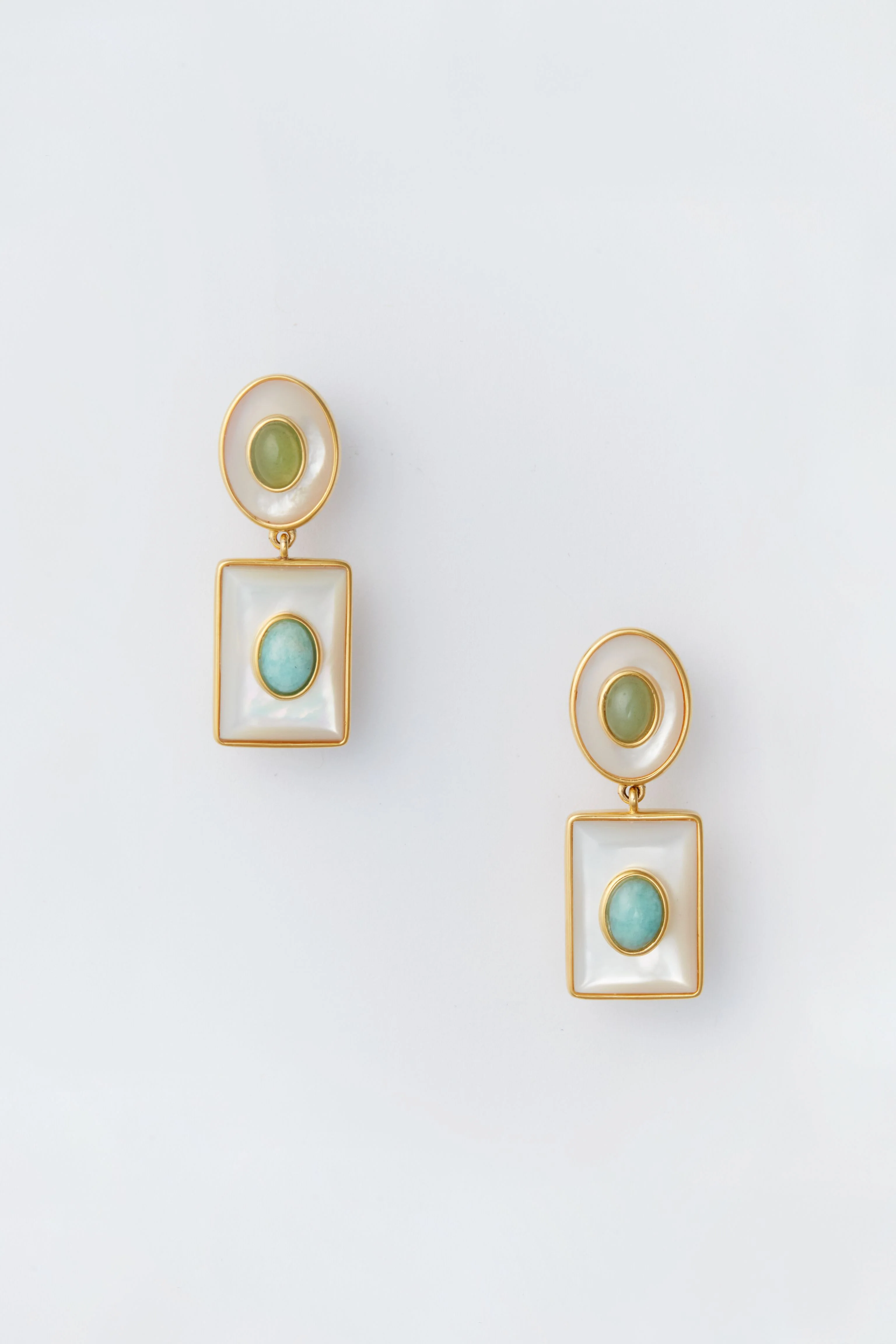 White Ethereal Pool Earrings