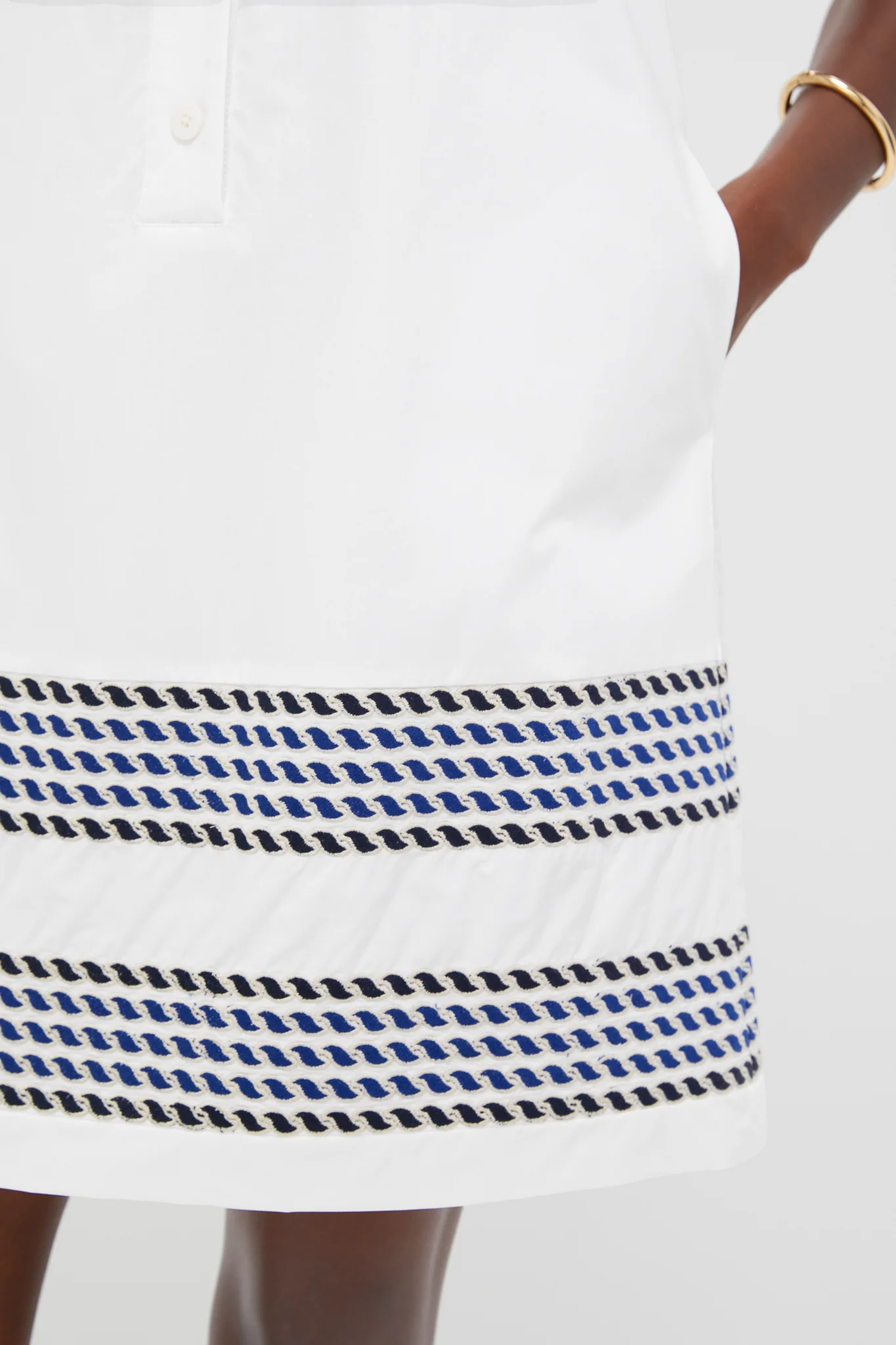 White High Tide Embroidered Stripe Sleeveless Collier Dress - Image 5