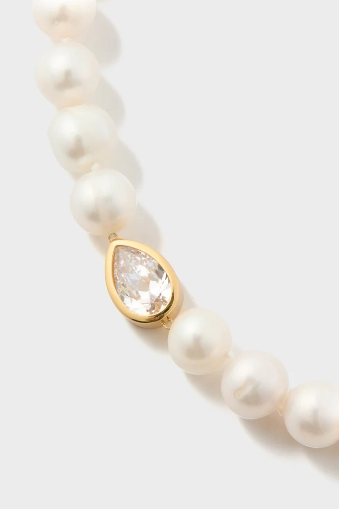 White Pearl Ceu Necklace - Image 4