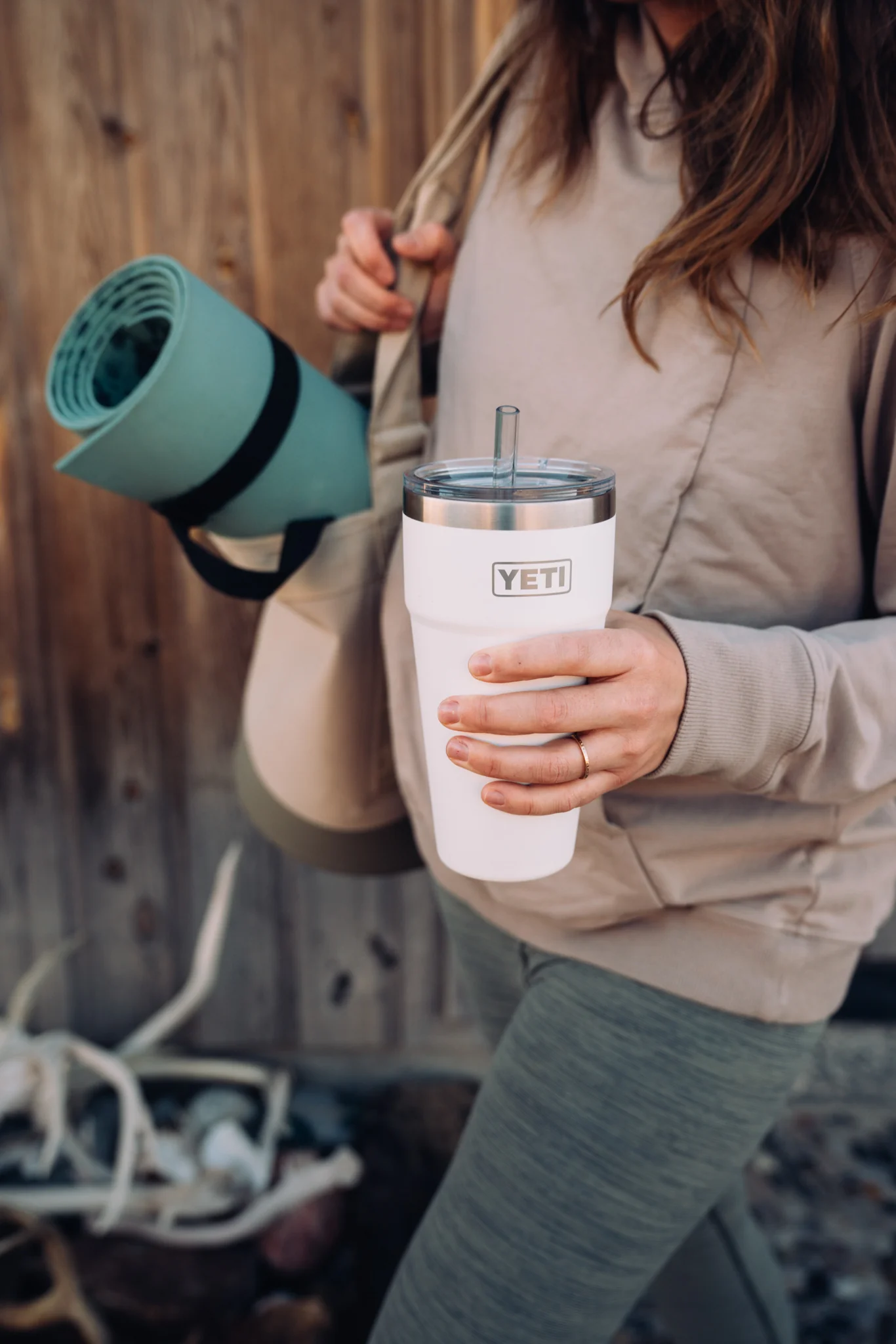 White Rambler 26oz Straw Cup - Image 2