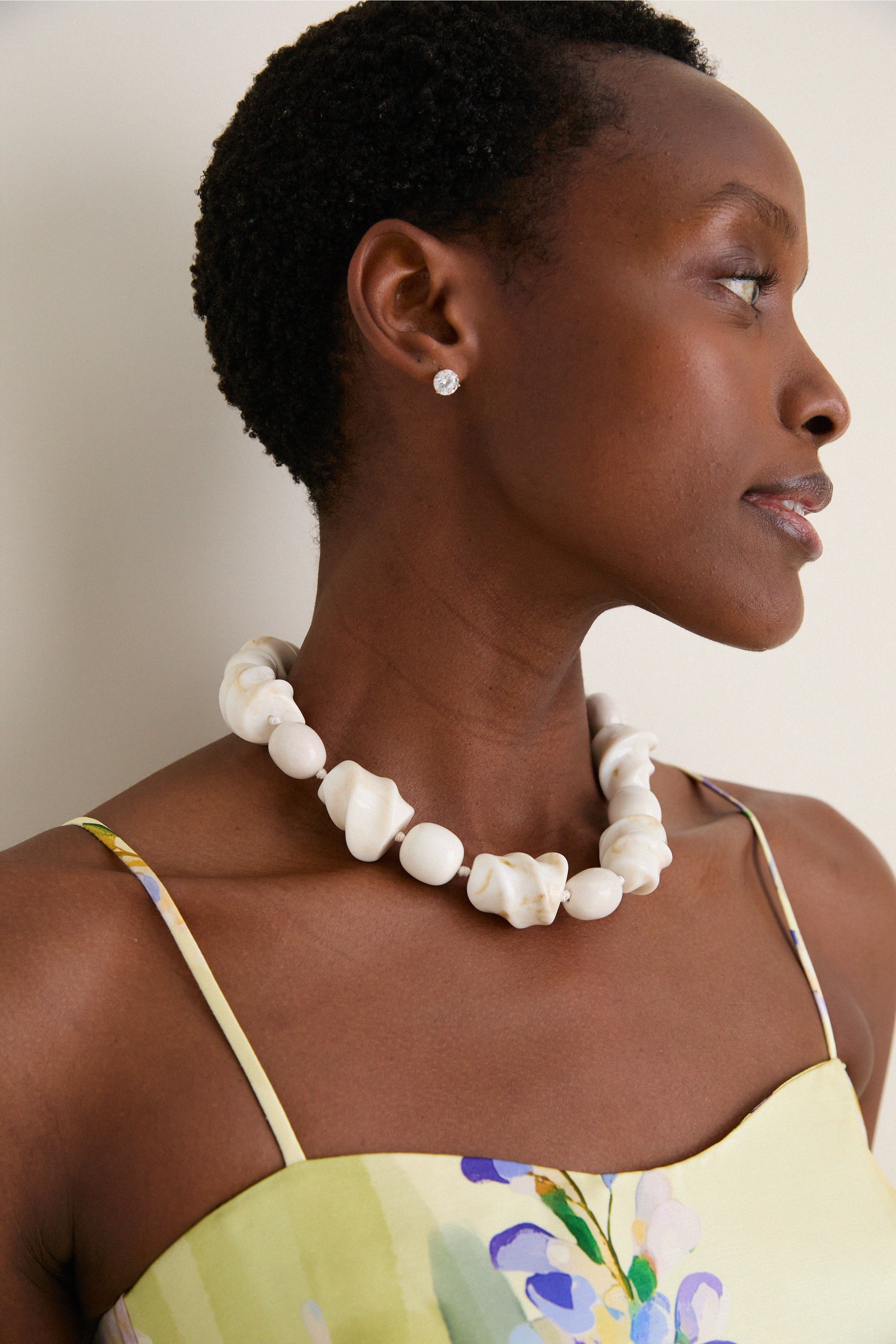 White Salamanca Necklace - Image 2